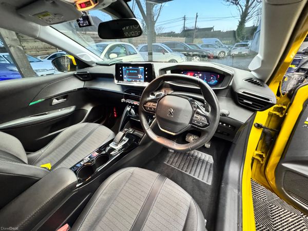 Peugeot 208 Allure 377449146