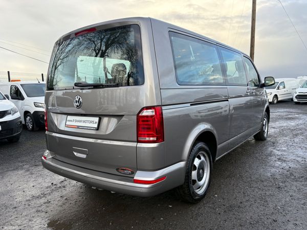 Volkswagen Transporter 377483935