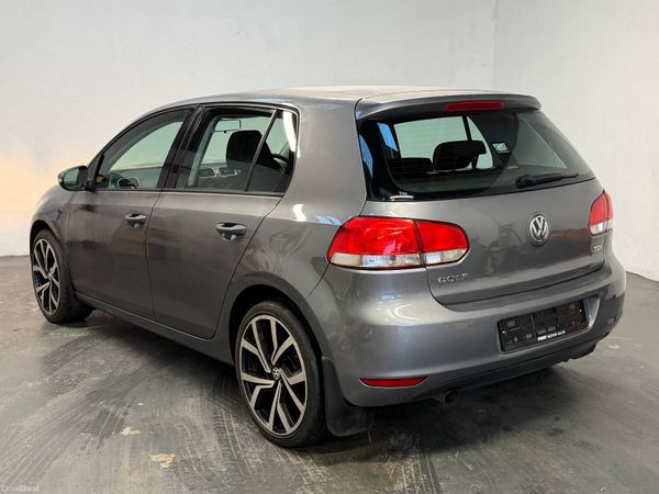 12 Volkswagen Golf 1.6TDI SE 377403414