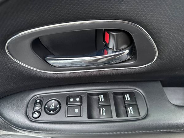 2015 Honda vezel(HRV)1.5 Hybrid , Automatic 377404618