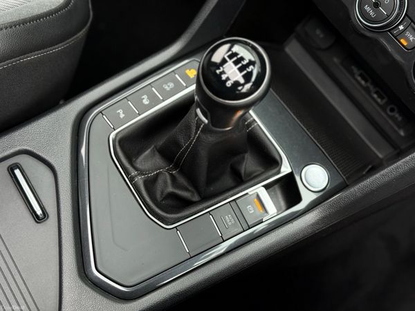 VW Tiguan R Line 2.0 TDI 150bhp 377406497