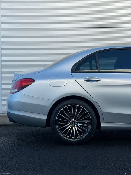 Mercedes-Benz C220d 2017 SE 377419802