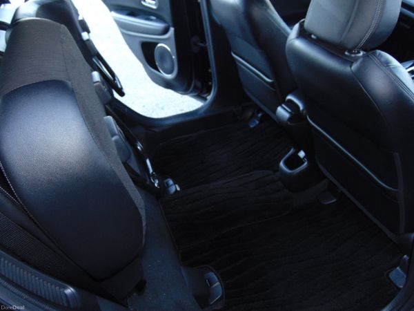 Honda Vezel 2019 377420450