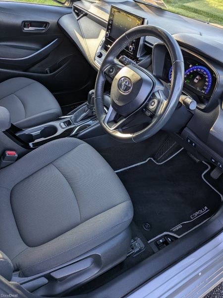 TOYOTA COROLLA LUNA  /AUTO/ HYBRID 377422410