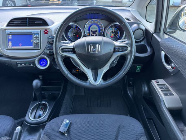 Honda Fit 1.3 Hybrid Auto 27000kms 2012 377426366