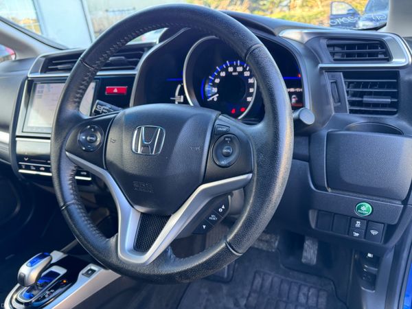 Honda Fit 1.5 Hybrid Auto 45000 KM 2 Keys 377426566