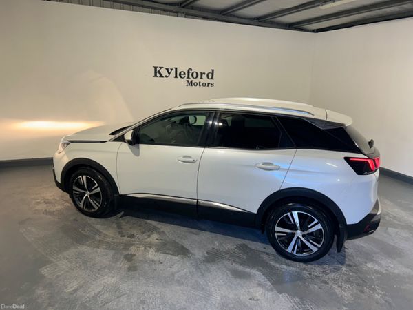Peugeot 3008 2018 377427816