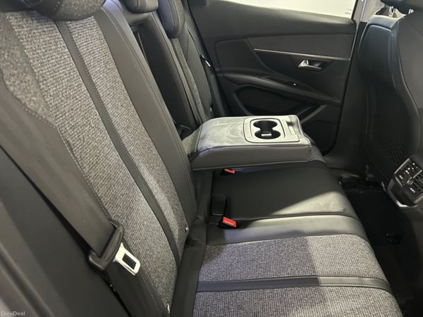 Peugeot 3008 2018 377427830