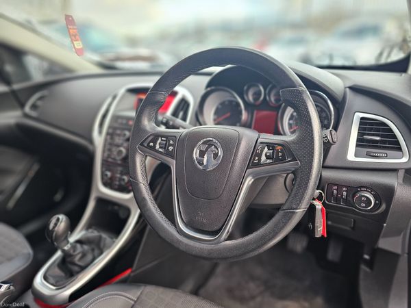 VAUXHALL ASTRA GTC // NEW 03/27 NCT 377429984