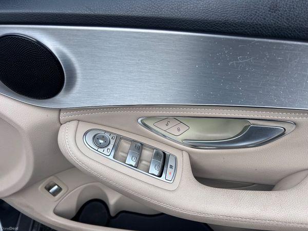 2016 MERCEDES C180 AVANTGARDE AUTO 377546047