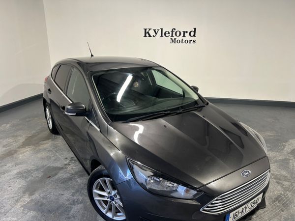 Ford Focus 2016 Zetec 377573476