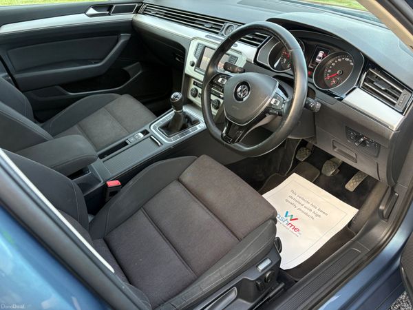 2015 Volkswagen Passat 1.6TDI Low Km 377578456