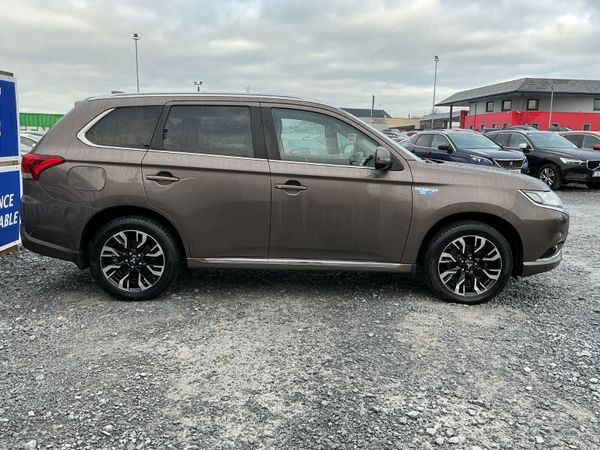 4WD MITSUBISHI OUTLANDER PHEV 2.0 AUTO LOW MILEAGE 377584290