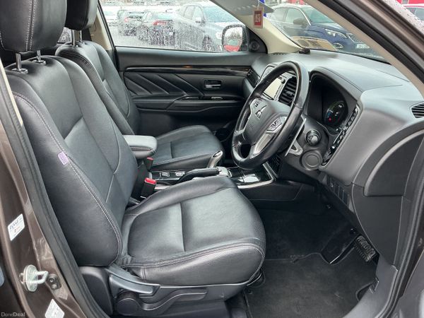 4WD MITSUBISHI OUTLANDER PHEV 2.0 AUTO LOW MILEAGE 377584298