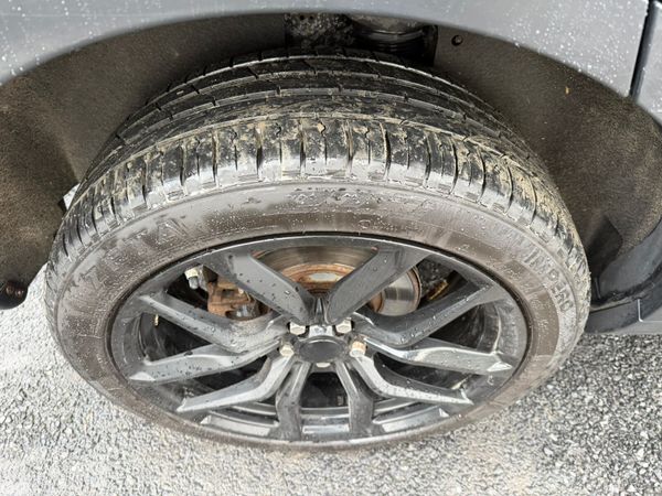 181 Land Rover Discovery Sport TD4 377585350