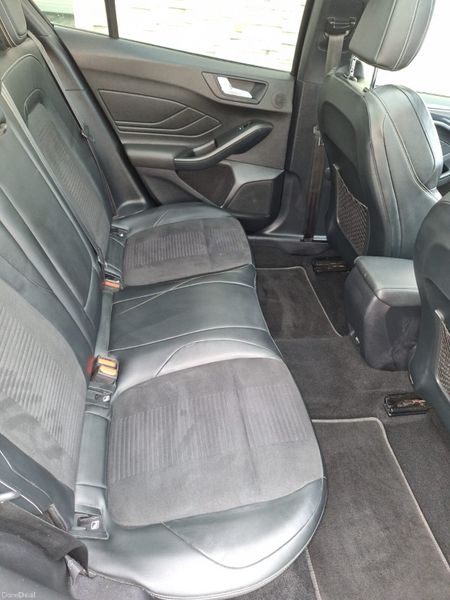 Ford Focus 2020 377650756