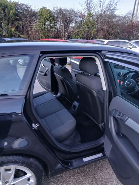 Audi A3 2010 377670624