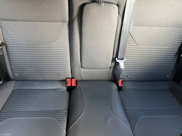 Ford Focus 2017(NCT 02/28) 377698992