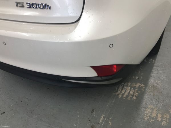 Lexus IS 2018 377600378