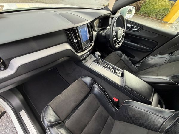 Volvo XC60 2.0 D4 R-Design All wheel drive 377604540