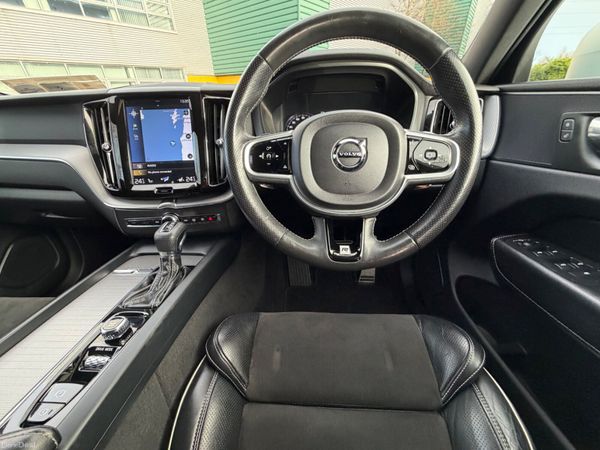 Volvo XC60 2.0 D4 R-Design All wheel drive 377604535