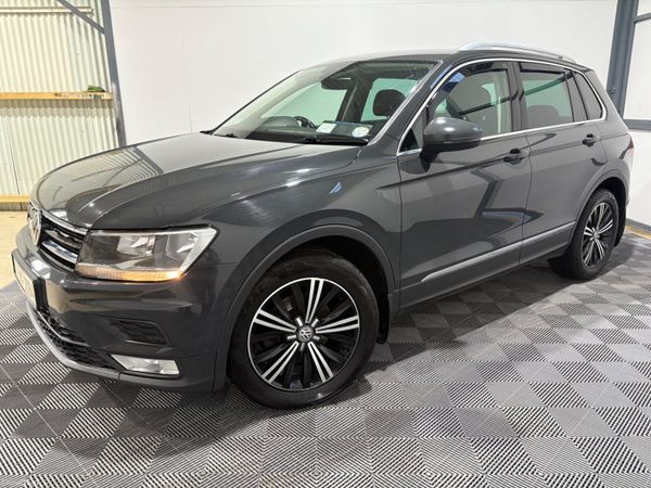 2017 Volkswagen Tiguan Highline 2.0 TDi 150 Bhp 377608292