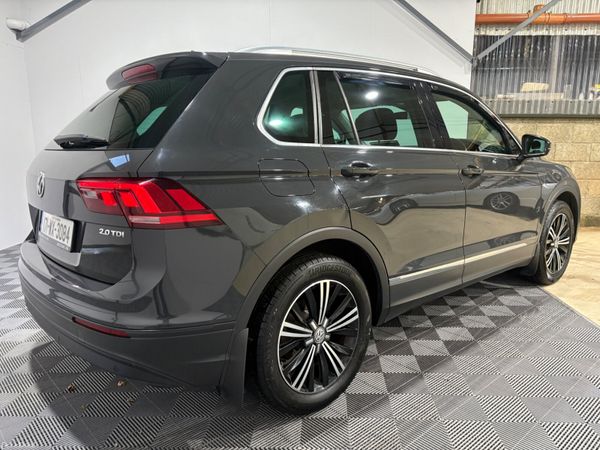 2017 Volkswagen Tiguan Highline 2.0 TDi 150 Bhp 377608340