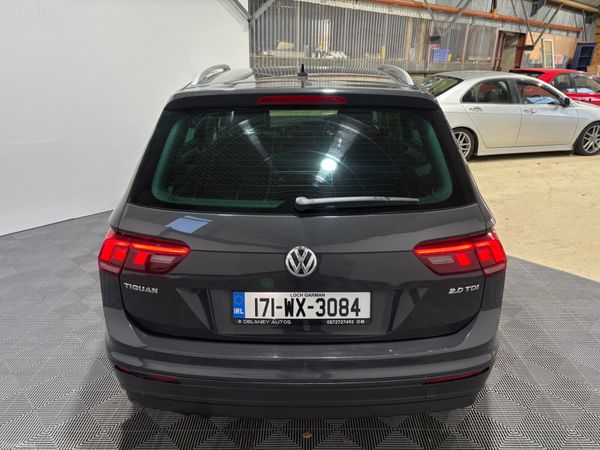 2017 Volkswagen Tiguan Highline 2.0 TDi 150 Bhp 377608388