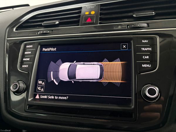 2017 Volkswagen Tiguan Highline 2.0 TDi 150 Bhp 377608476