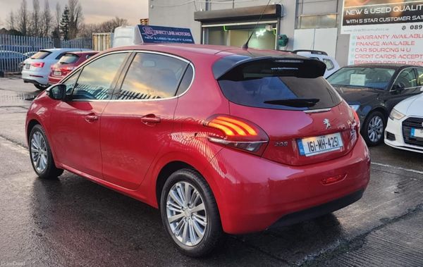 2016 Peugeot 208 Allure Ecomatique 377625108