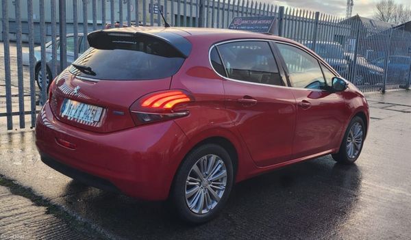 2016 Peugeot 208 Allure Ecomatique 377625109