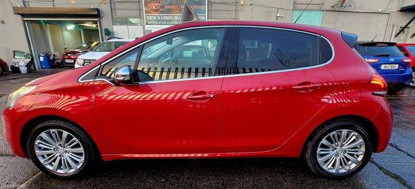 2016 Peugeot 208 Allure Ecomatique 377625110