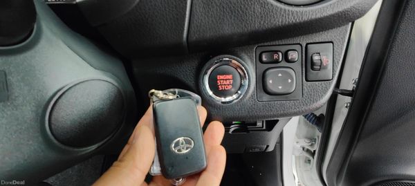 172 - Toyota Vitz 1.3L 26000 km fresh NCT 377633571