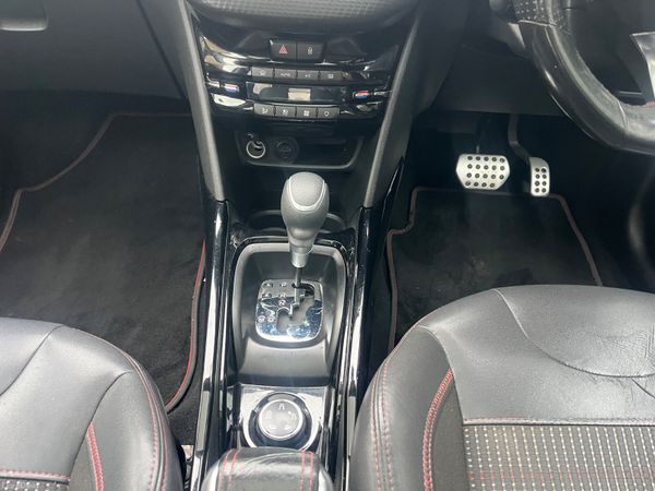 Peugeot 2008 2017 (AUTOMATIC)GT LINE 377780069