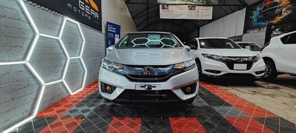 2014 - Honda Fit Self charging 1.5 Petrol Hybrid 377780766