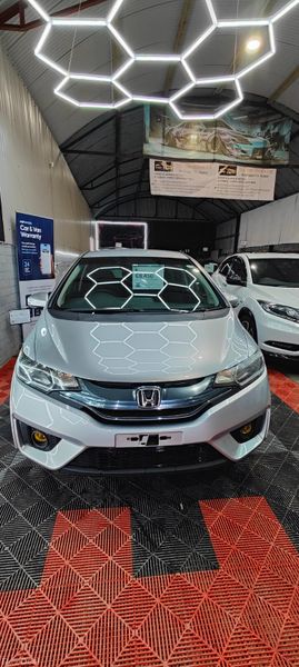 2014 - Honda Fit Self charging 1.5 Petrol Hybrid 377780792