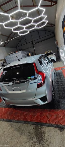 2014 - Honda Fit Self charging 1.5 Petrol Hybrid 377780796