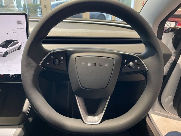 Tesla Model 3 2025 PREMIUM 377709638