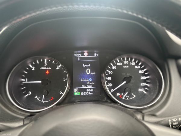 2018 Nissan Qashqai SV * Automatic * Low kms 377711886