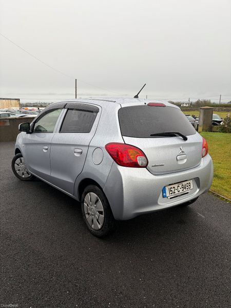 Mitsubishi Mirage 2015(very low kms) 377717452