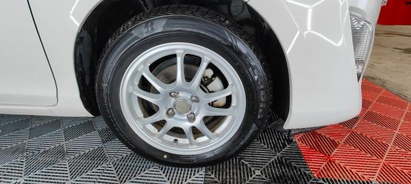 Toyota Aqua- Top Spec fully loaded 377736632