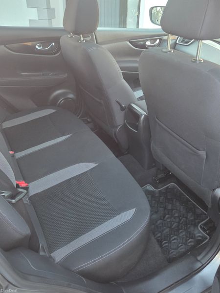 Nissan Qashqai 2019 377737615