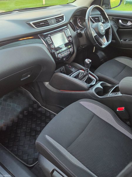 Nissan Qashqai 2019 377737636