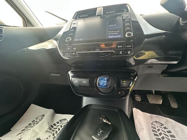 TOYOTA PRIUS 2022 HYRBID AUTOMATIC 377857540