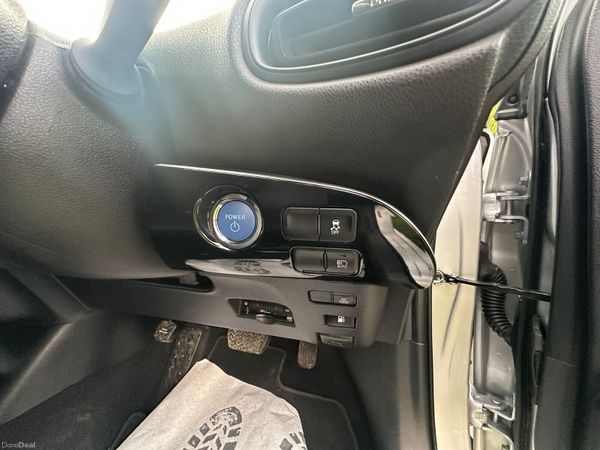 TOYOTA PRIUS 2022 HYRBID AUTOMATIC 377857562