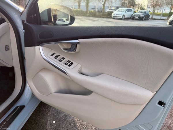 Volvo V40 Automatic T3 377867182