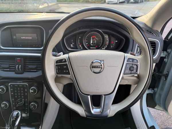 Volvo V40 Automatic T3 377867227