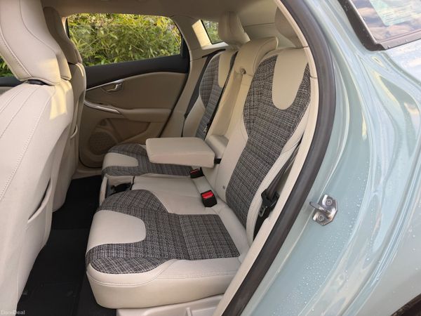 Volvo V40 Automatic T3 377867356