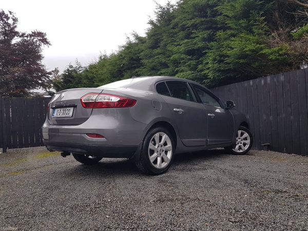 FLUENCE TOM TOM... NCT 01/27...LOW KMS 377891078