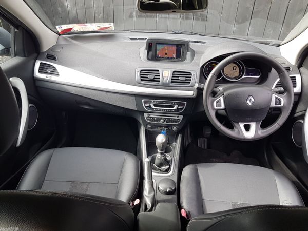 FLUENCE TOM TOM... NCT 01/27...LOW KMS 377891081